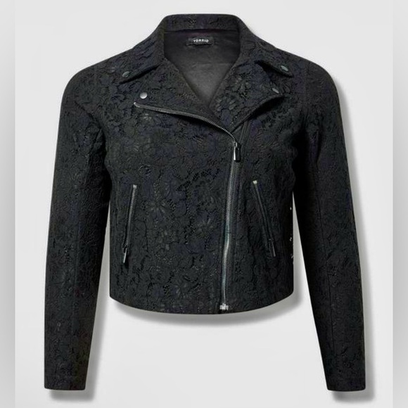 Torrid Black Crocheted Lace Moto Jacket Size 3X - NWT! - Picture 6 of 8